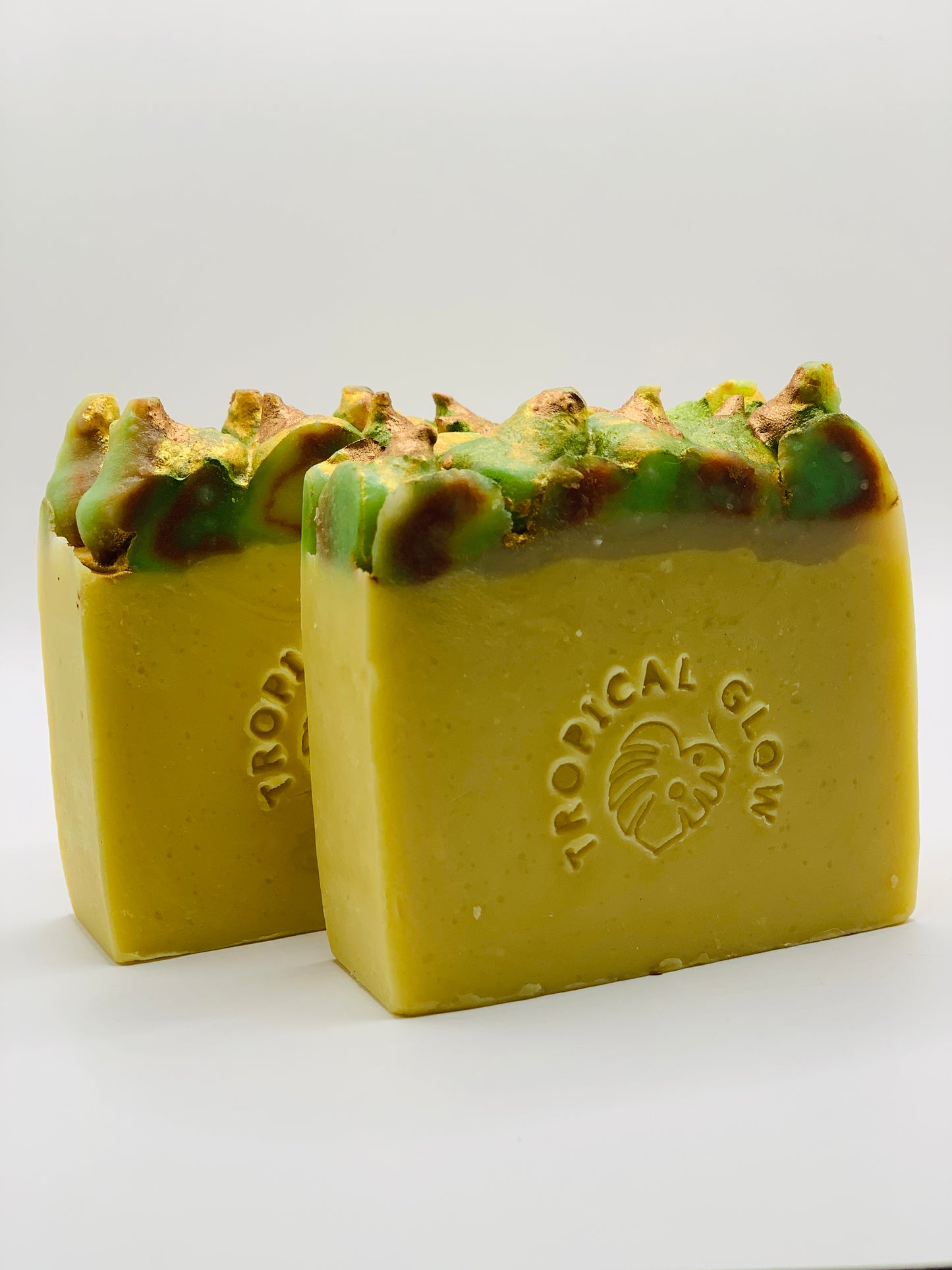 GOLDEN PINEAPPLE PARADISE, Natural Artisan Soap Bar for Women